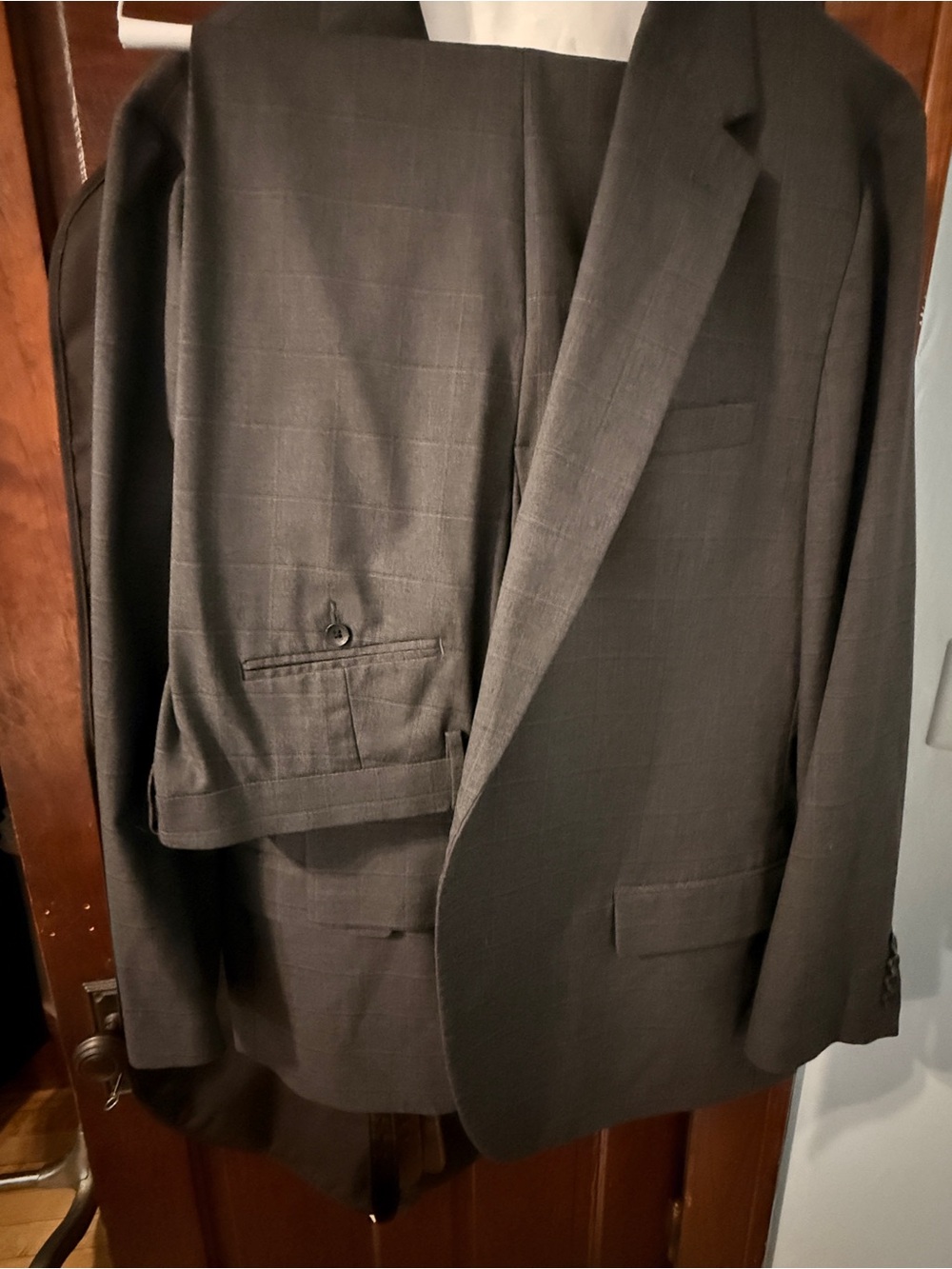 Haggar Men's Charcoal Gray Two-Piece Suit